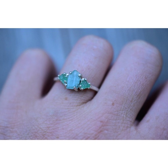 Light green emerald and green tourmaline ring, raw stone rings, - Picture 4 of 6